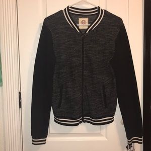 Zip up sweater